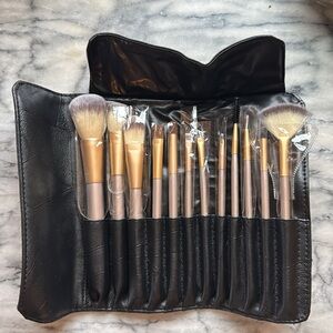 12 piece makeup brush set